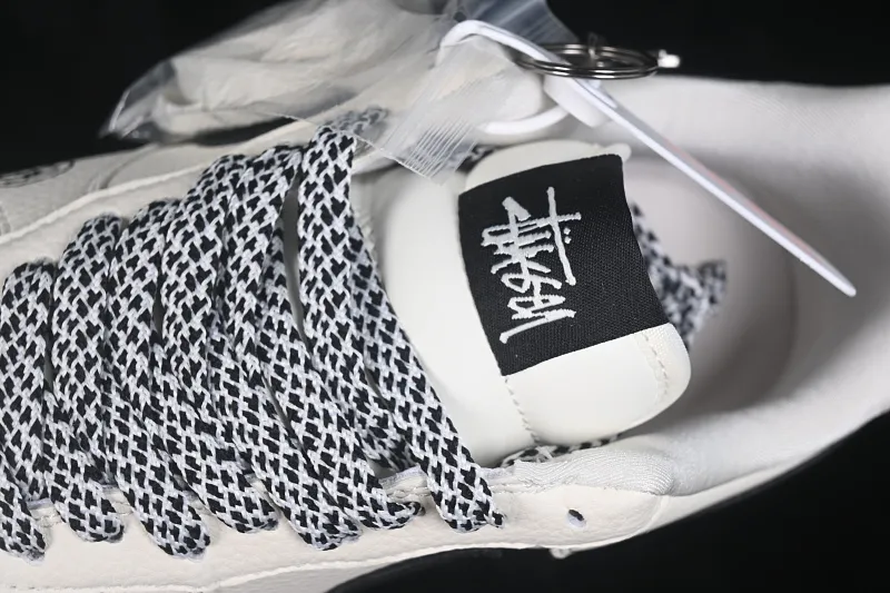 All categories Nk Air Force 1 Air Force series Nk Air Force 1 Low Air Force low-top Nike Air Force 1'07 Low joint model Air Force 1 low-top casual sneakers DN1688-820